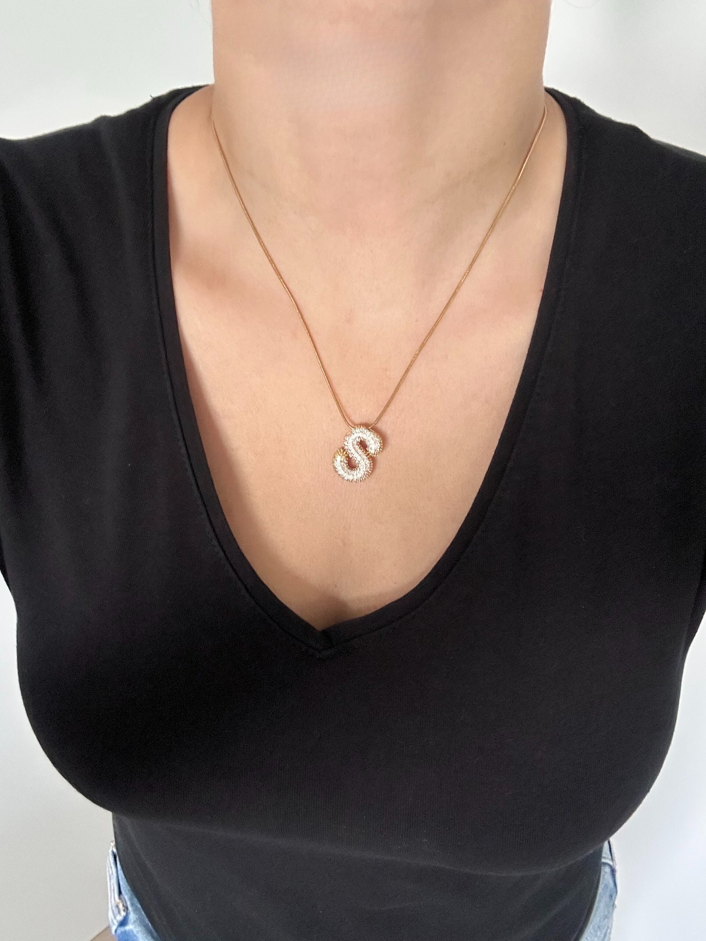 Collier LETTER S ou A doré