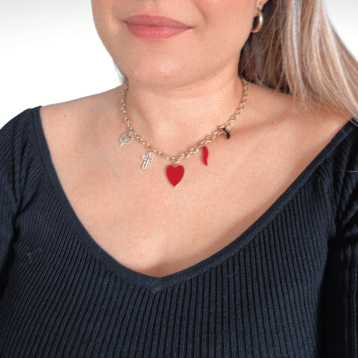 COLLIER breloques RED HEART