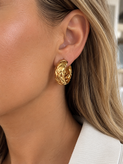 Ondélia | Boucles d’oreilles créoles martelées dorées en acier inoxydable