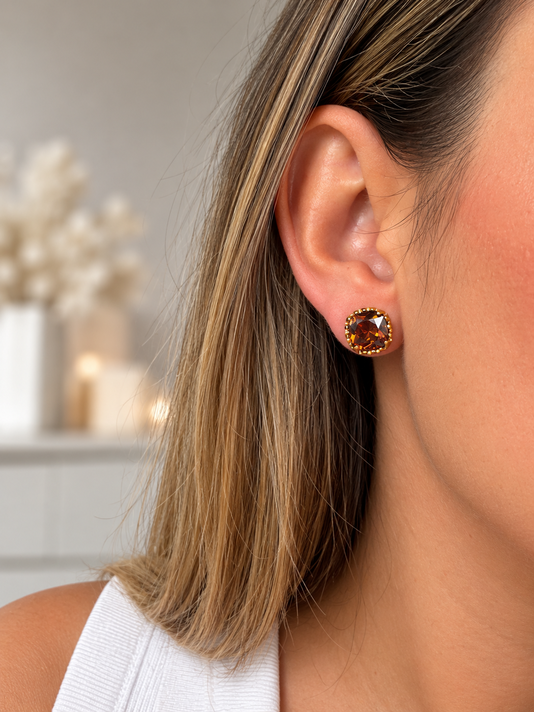Grenalia | Boucles d’oreilles puces à pierres carrées marron en acier inoxydable