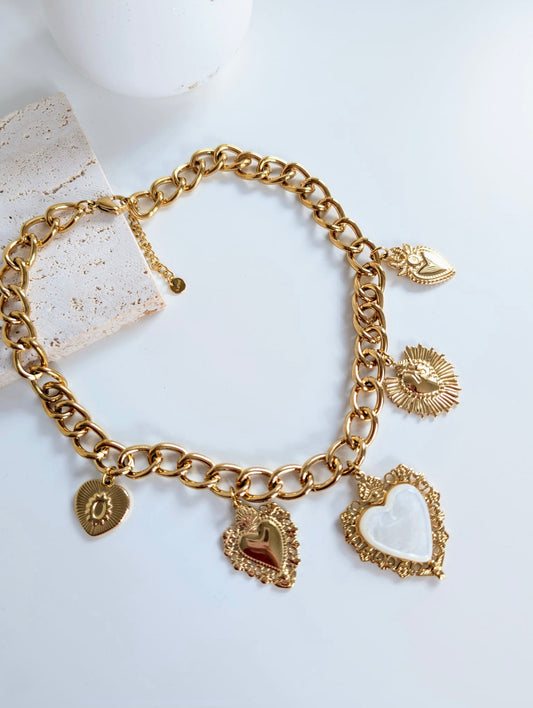 Collier charmes LOVE IN